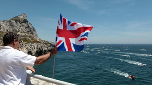 Ver v&iacute;deo  'El pr&iacute;ncipe Eduardo de Inglaterra visita Gibraltar en pleno conflicto pesquero con Espa&ntilde;a'