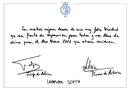 Los pr&iacute;ncipes escriben a mano sus mejores deseos para estas fiestas
