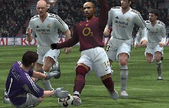 Ver v&iacute;deo  'Pro Evolution Soccer, f&uacute;tbol de sill&oacute;n'
