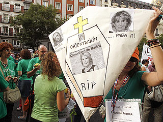 Ver vídeo  'Los profesores vuelven a la huelga en los centros públicos de Secundaria de Madrid'