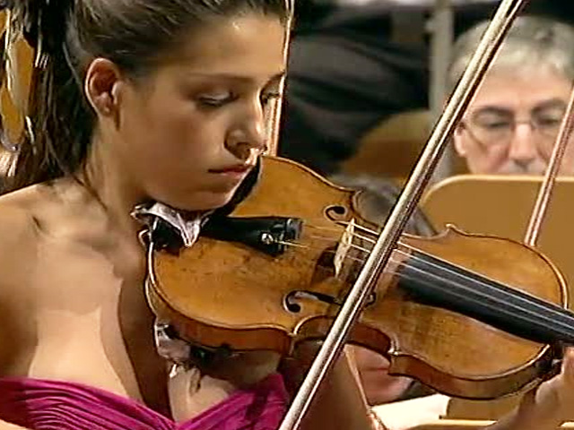 Programa de mano  - Judith J&aacute;uregui: "Quiero desabrochar el cors&eacute; a la m&uacute;sica cl&aacute;sica"