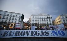 Protesta en la puerta del Sol contra la instalación de Eurovegas en Madrid Protesta en la puerta del Sol contra la instalación de Eurovegas en Madrid