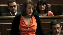 Video: El PSOE echa en cara al Gobierno las críticas de Aznar y los barones y Santamaría le recuerda su crisis interna Video: El PSOE echa en cara al Gobierno las críticas de Aznar y los barones y Santamaría le recuerda su crisis interna