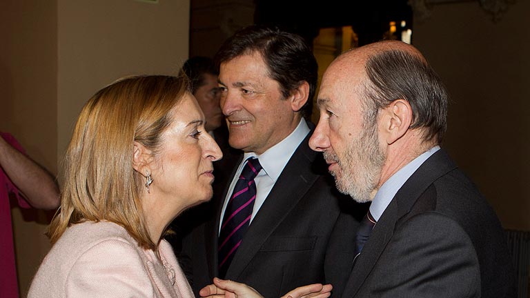Rubalcaba no ve con buenos ojos la inyecci&oacute;n econ&oacute;mica a Bankia