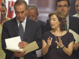 Ver v&iacute;deo  'PSOE y PP registran el acuerdo de la reforma constitucional'