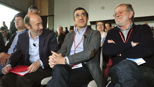 PSOE: “No se tienen los servicios públicos de Dinamarca con los impuestos de Bulgaria”