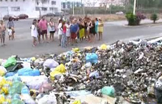 Espa&ntilde;a Directo - El pueblo de la basura