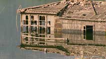 Ir al Video&nbsp;Un pueblo sepultado hace 20 a&ntilde;os en Lobios sale a flote