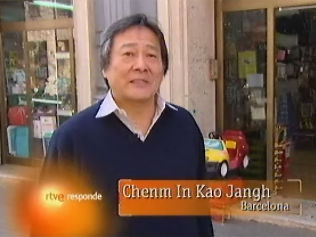 Queja por un reportaje sobre comercios chinos en RNE