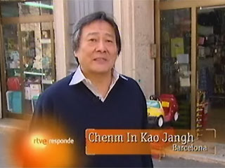 Ver v&iacute;deo  'Queja por un reportaje sobre comercios chinos en RNE'