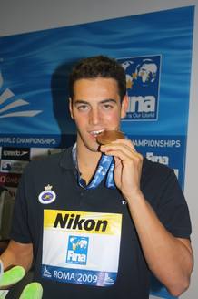 Rafa Mu&ntilde;oz, con su medalla de bronce.