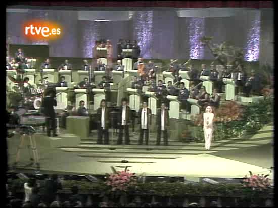 Cu&eacute;ntame - Raffaella Carr&agrave;: "Fiesta"