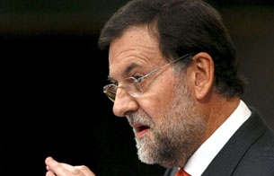 Ver v&iacute;deo  'Rajoy critica a Zapatero por abandonar el Congreso para contestar a Sarkozy'
