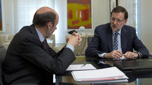 Ver vídeo  'Rajoy dice que con el pacto con el PSOE ganan España y los españoles'