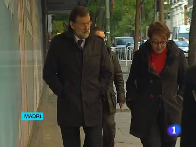 Ir al Video Rajoy escucha la opinión de las entidades financieras