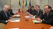 Ir al Video&nbsp;Rajoy, Hollande y Monti apuestan por el crecimiento frente a los recortes y la austeridad