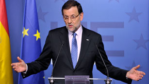 Ver vídeo  'Rajoy mantiene su "plena confianza" en Mato porque su obligación es "ser justo"'