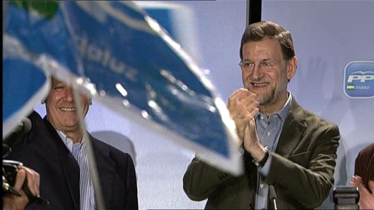 Rajoy pide en Lucena un cambio para Andaluc&iacute;a 
