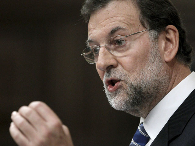Ver v&iacute;deo  'Rajoy pide a Zapatero que "no juegue con la gente" en relaci&oacute;n al Estatut'