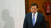 Ir al Video&nbsp;Rajoy responde a Rubalcaba que las reformas en marcha dar&aacute;n la vuelta a las previsiones negativas del FMI