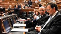 Ir al Video&nbsp;Rajoy responder&aacute; en sesi&oacute;n de control sobre la econom&iacute;a, los desahucios y las pensiones