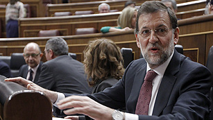 Ver v&iacute;deo  'Rajoy a Rubalcaba: "Ve bien la reforma laboral sin acuerdo si la hacen ustedes y mal si la hago yo"'