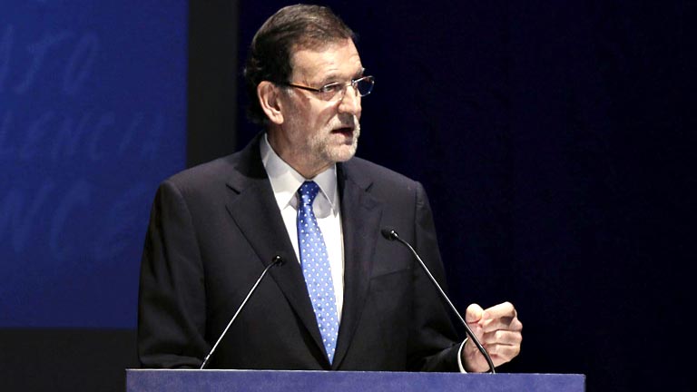 Rajoy: "Hasta que no crezcamos, creemos empleo y fluya el cr&eacute;dito no podremos decir que las cosas van bien"