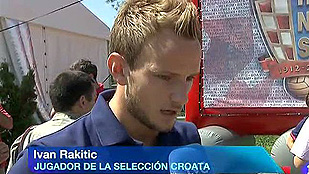 Ver v&iacute;deo  'Rakitic y Croacia tienen miedo de Xavi y de Iniesta'