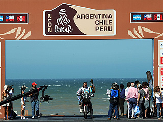 Ver v&iacute;deo  ''Rally Dakar' - Etapa 1 (Mar del Plata - Santa Rosa de la Pampa) - 01/01/12'