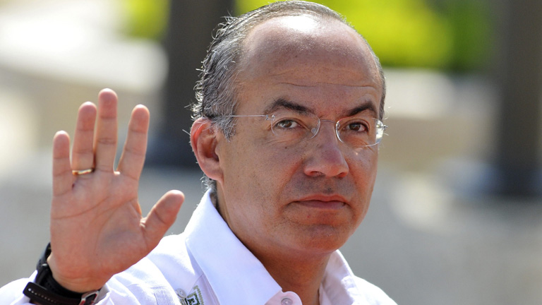 Felipe Calder&oacute;n pide a Argentina que rectifique sobre YPF
