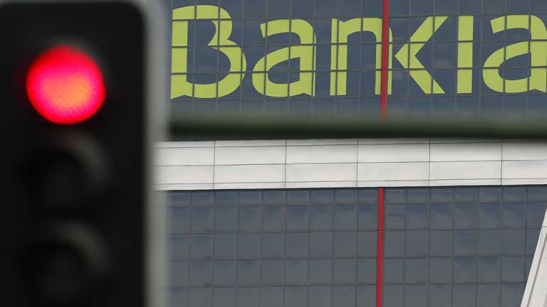 Reacciones al auto de la Audiencia Nacional que investigar&aacute; la gesti&oacute;n de Bankia