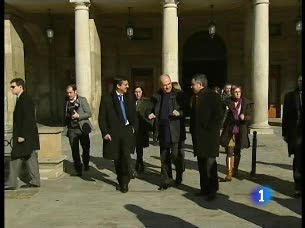 Ver v&iacute;deo  'Reacciones a las palabras de Jos&eacute; Mar&iacute;a Barreda en las que suger&iacute;a a Zapatero un reajuste en el gobierno'