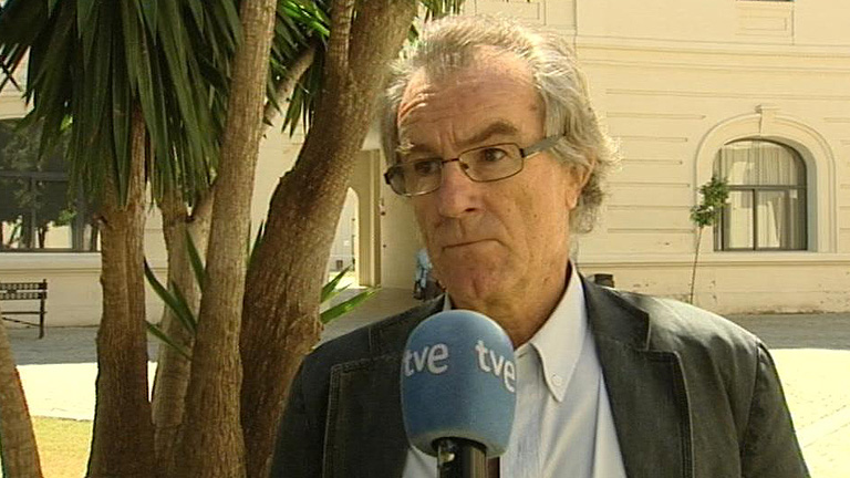 Expertos constitucionalistas creen que el rey debe informar de su agenda