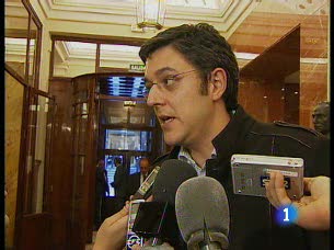 Ver v&iacute;deo  'Reacciones al posible traslado a la Corte Penal Internacional de Garz&oacute;n'