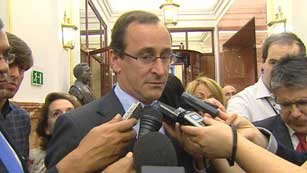 Ver v&iacute;deo  'Reacciones a la salida del Gobernador del Banco de Espa&ntilde;a'