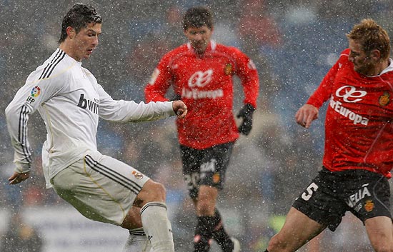 El Madrid vence al Mallorca 2-0
