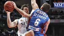 Video: El Real Madrid gana el primer partido al Blusens Monbus