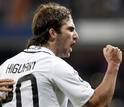 Higua&iacute;n celebra el gol que ha marcado al Getafe.