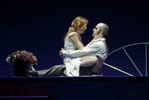 La &oacute;pera de los tres reales, con Luis Tosar y Alba Messa
