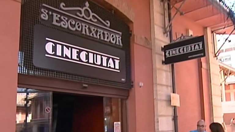 En Palma surge un movimiento ciudadano por el cierre de unos cines