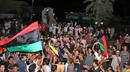 Lo rebeldes celebran en la ciudad de Tr&iacute;poli el control de la zona de Tajoura durante la madrugada de este lunes
