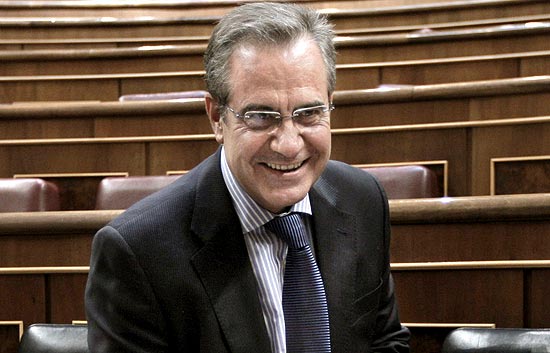 El Gobierno rechaza el contrato propuesto por la CEOE