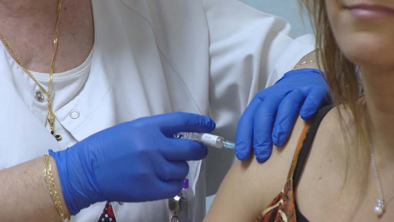El ministerio de Sanidad recuerda que hay que preparar los viajes con antelación y vacunarse 