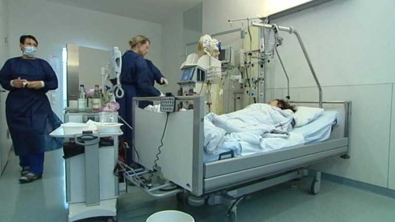 El Gobierno alem&aacute;n quiere reducir los implantes de pr&oacute;tesis de cadera y de rodilla 