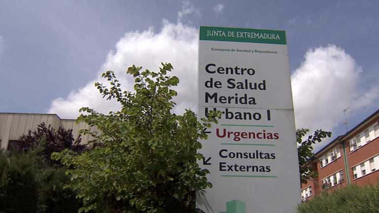 Los centros de salud de Extremadura ya no abrir&aacute;n por la tarde