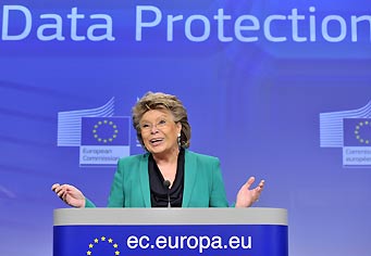 Reguladores de la UE piden a Google que pare los cambios en privacidad Reguladores de la UE piden a Google que pare los cambios en privacidad