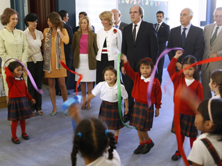 Ver v&iacute;deo  'La Reina ha inaugurado oficialmente el curso escolar en un colegio p&uacute;blico madrile&ntilde;o'