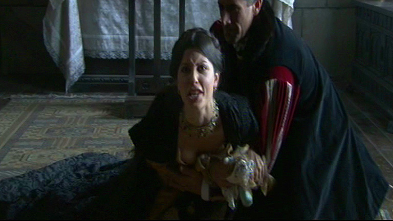 Isabel - La reina Juana pierde a su hija