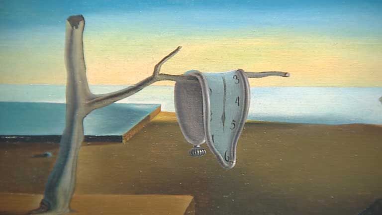 Más de 200 obras en una exposición en el Reina Sofía dedicada a Dalí