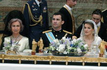 reina_sofia_banquetefelipe_20040522 reina_sofia_banquetefelipe_20040522